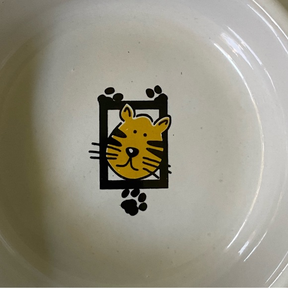 Cat Dish Set 5” Ceramic Tiger Cat 2 Bowls Water Food Signature White Kitties - Picture 14 of 16